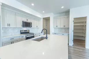 6385 S Larry Way, South Weber, UT 84405 - Photo 9