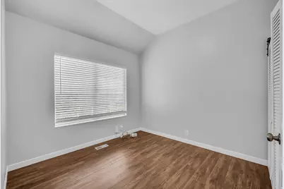 1387 W Breakwater Dr S, Taylorsville, UT 84123 - Photo 13