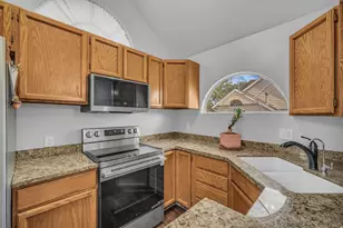 1387 W Breakwater Dr S, Taylorsville, UT 84123 - Photo 11