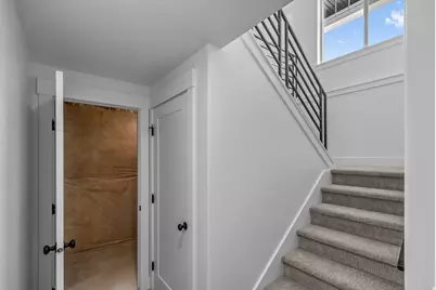 195 E 690 N, Providence, UT 84332 - Photo 17