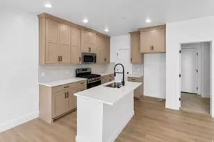 195 E 690 N, Providence, UT 84332 - Photo 7