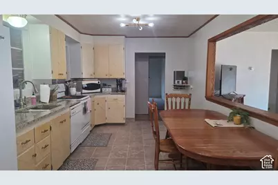 144 S 100 E, Mount Pleasant, UT 84647 - Photo 29