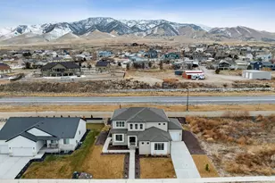 3559 S Garibaldi Wy, Saratoga Springs, UT 84045 - Photo 41