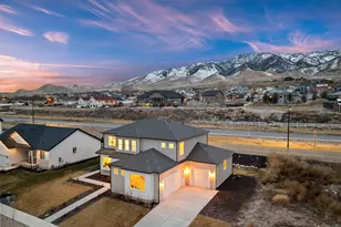 3559 S Garibaldi Wy, Saratoga Springs, UT 84045 - Photo 37