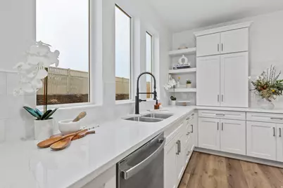 3559 S Garibaldi Way, Saratoga Springs, UT 84045 - Photo 17