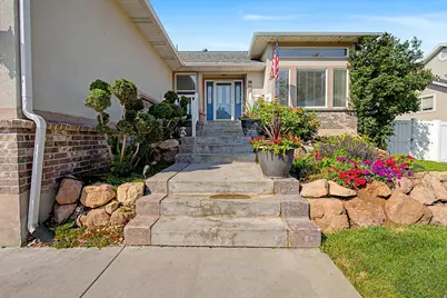 208 N Lakeview, Stansbury Park, UT 84074 - Photo 3