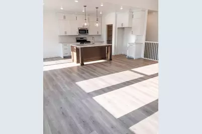 657 N 200 E #511, Providence, UT 84332 - Photo 3