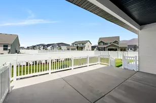 1611 E Cottontail Dr, Eagle Mountain, UT 84005 - Photo 43
