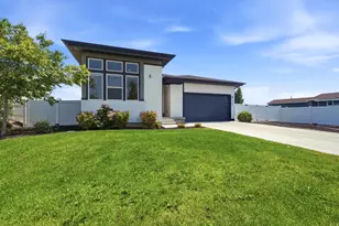 8391 S Meadowlark Ln, West Jordan, UT 84088 - Photo 3