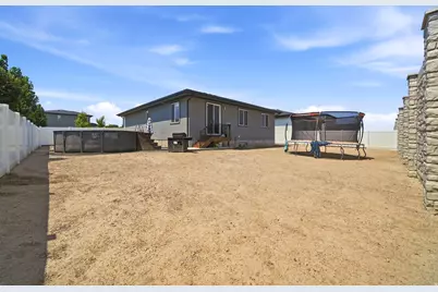 8391 S Meadowlark Ln, West Jordan, UT 84088 - Photo 35