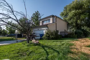 1224 N Lewis Peak Dr, Ogden, UT 84404 - Photo 3