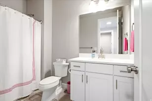 11123 S Kestrel Rise Rd, South Jordan, UT 84009 - Photo 25