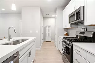 11123 S Kestrel Rise Rd, South Jordan, UT 84009 - Photo 13