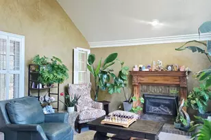 1025 N Brook Haven Dr Dr E, Kaysville, UT 84037 - Photo 9