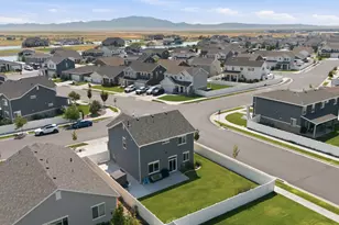 1644 W Red Pine Dr, Syracuse, UT 84075 - Photo 43