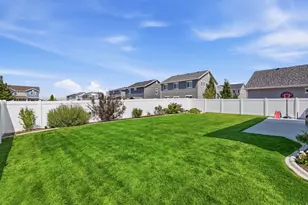 1644 W Red Pine Dr, Syracuse, UT 84075 - Photo 41