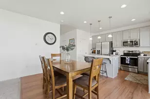 1644 W Red Pine Dr, Syracuse, UT 84075 - Photo 11
