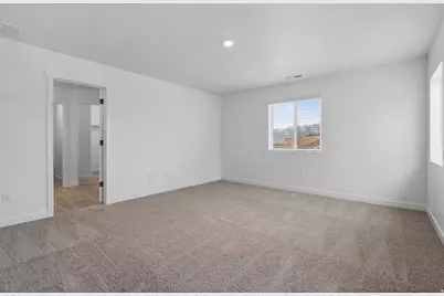 7136 Oquirrh Ranch Pkwy N, Eagle Mountain, UT 84005 - Photo 9