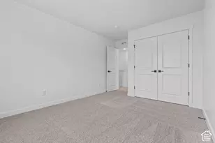 7136 Oquirrh Ranch Pkwy N, Eagle Mountain, UT 84005 - Photo 15