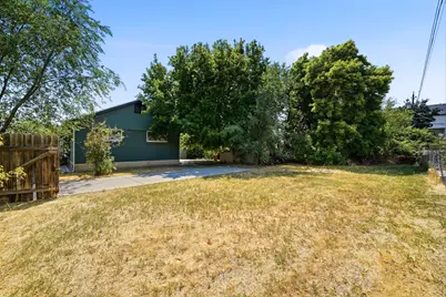 579 E Gentile S, Layton, UT 84041 - Photo 19