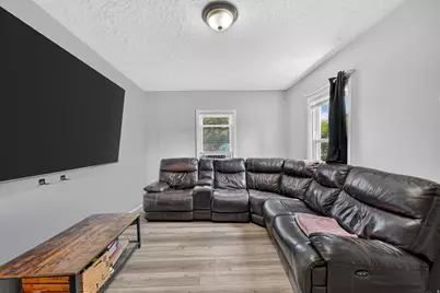 579 E Gentile S, Layton, UT 84041 - Photo 5