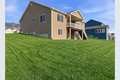 437 N 800 E, Hyde Park, UT 84318 - Photo 35