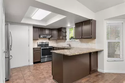 1188 Cannon Dr, Farmington, UT 84025 - Photo 7
