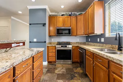 7743 N Rose St, Eagle Mountain, UT 84005 - Photo 9