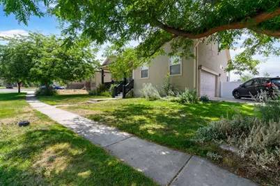 7743 N Rose St, Eagle Mountain, UT 84005 - Photo 27