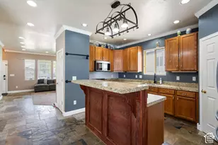 7743 N Rose St, Eagle Mountain, UT 84005 - Photo 9