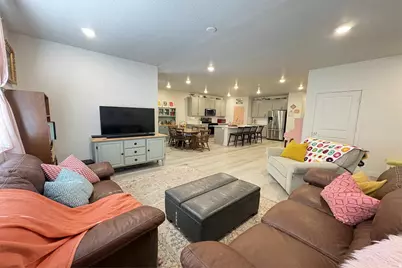 203 N Gold Hill Dr, Grantsville, UT 84029 - Photo 17