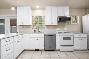 257 S 300 E, Salem, UT 84653 - Photo 3