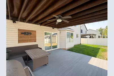 1872 S 575 E, Clearfield, UT 84015 - Photo 33