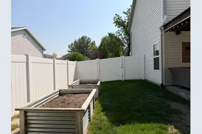 1872 S 575 E, Clearfield, UT 84015 - Photo 35