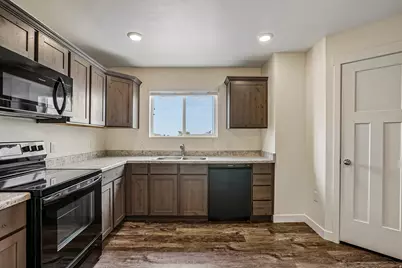 2624 S Pickwick St, Magna, UT 84044 - Photo 9
