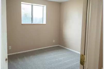 325 S 800 W, Vernal, UT 84078 - Photo 21