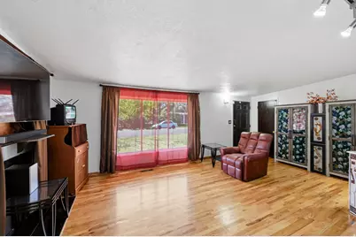 2950 W Amherst Ave, West Valley, UT 84119 - Photo 15