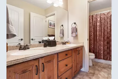 10403 S Walnut Canyon Ln, South Jordan, UT 84009 - Photo 23