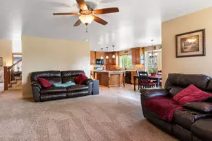 10403 S Walnut Canyon Ln, South Jordan, UT 84009 - Photo 15