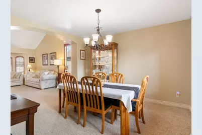10403 S Walnut Canyon Ln, South Jordan, UT 84009 - Photo 7