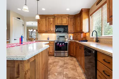 10403 S Walnut Canyon Ln, South Jordan, UT 84009 - Photo 9