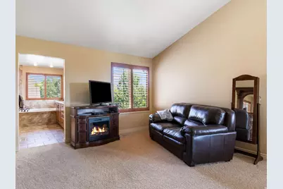10403 S Walnut Canyon Ln, South Jordan, UT 84009 - Photo 19