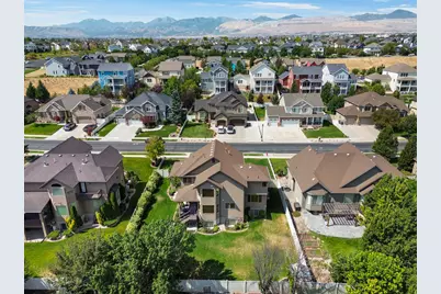 10403 S Walnut Canyon Ln, South Jordan, UT 84009 - Photo 39
