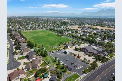 10403 S Walnut Canyon Ln, South Jordan, UT 84009 - Photo 43