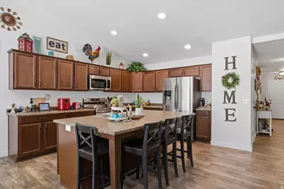 3517 S Finch St W, Syracuse, UT 84075 - Photo 11