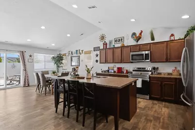 3517 S Finch St W, Syracuse, UT 84075 - Photo 13