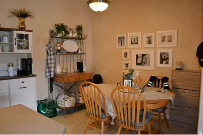 5012 S Timber Way Way E #310, Holladay, UT 84117 - Photo 3