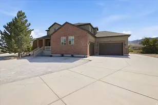 457 W Wrathall Ln, Grantsville, UT 84029 - Photo 3