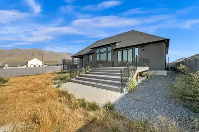2311 E Cobble Creek Ln, Eagle Mountain, UT 84005 - Photo 31