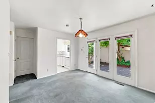 1554 E 5600 S, Holladay, UT 84121 - Photo 7